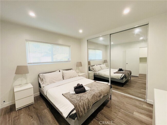 Building Photo - 3864 Inglewood Blvd