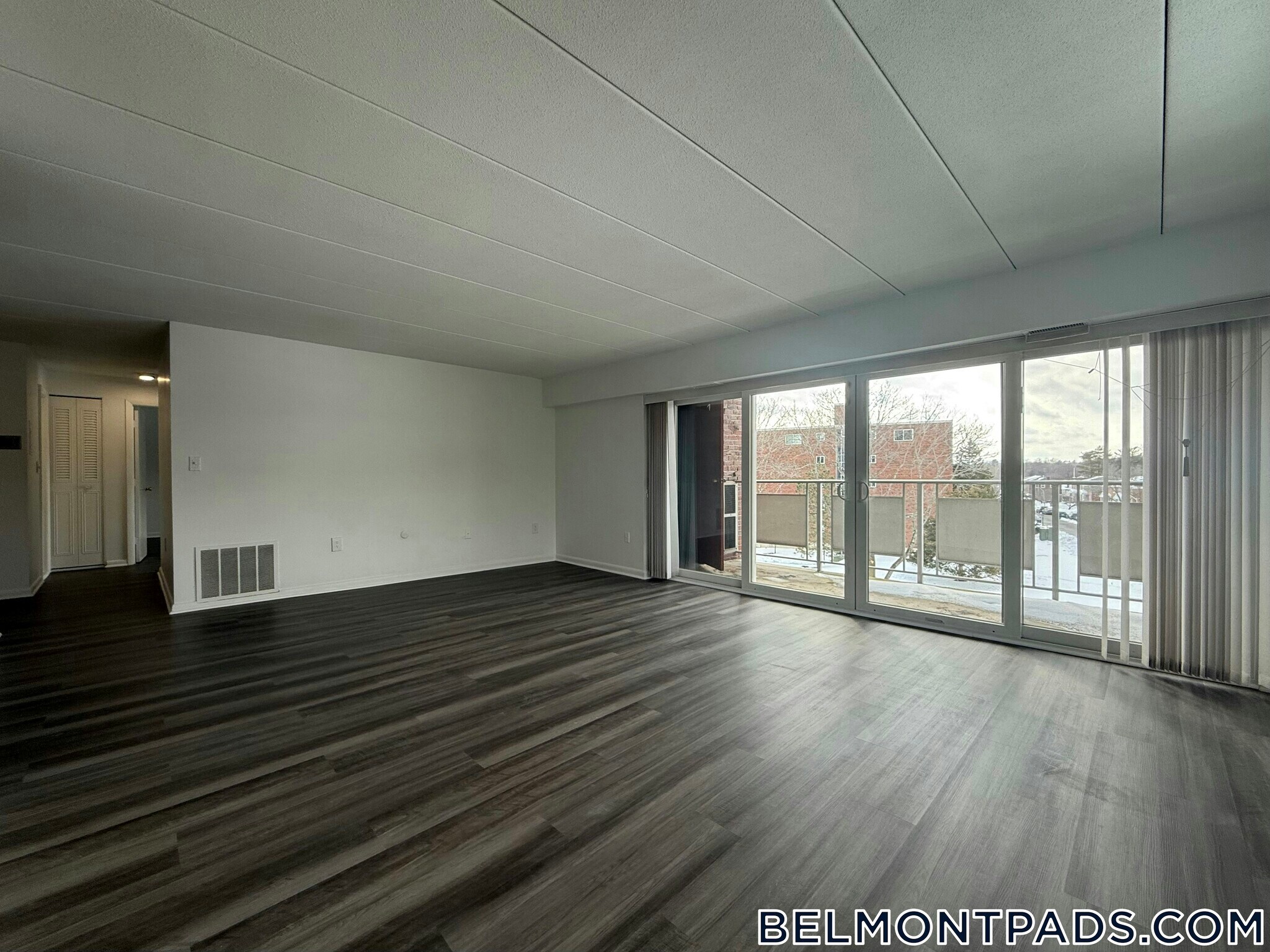 Building Photo - 55 Hill Rd