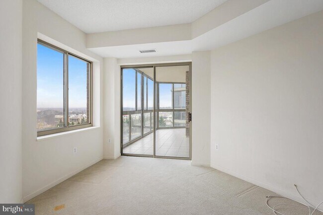 Building Photo - 19355 Cypress Ridge Terrace