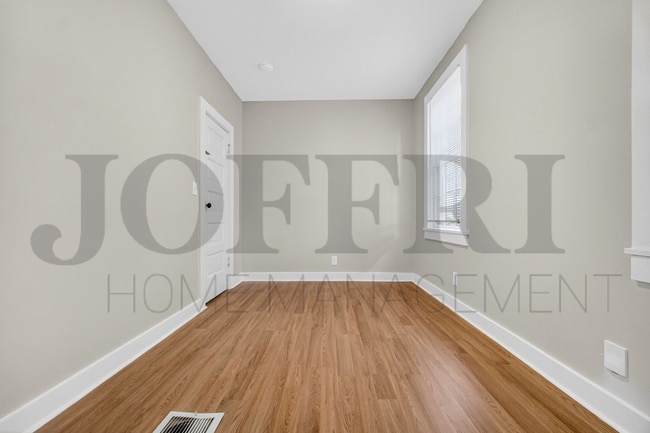 Building Photo - 2096 W 32nd St