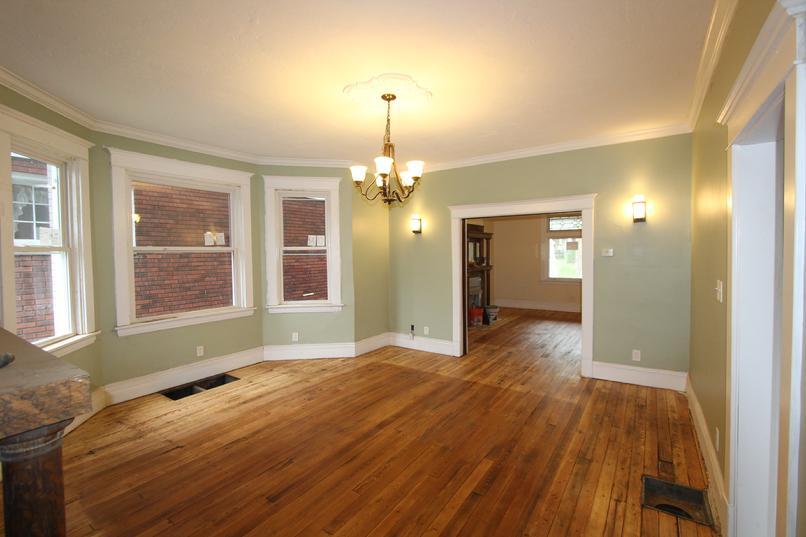 Dining Room - 1906 Morrell St