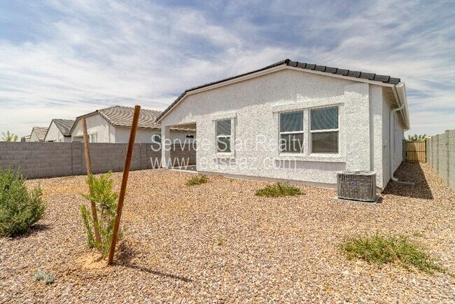 Building Photo - 24875 N 183rd Dr