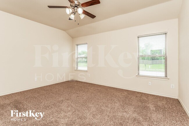 Building Photo - 603 Cardwell Dr