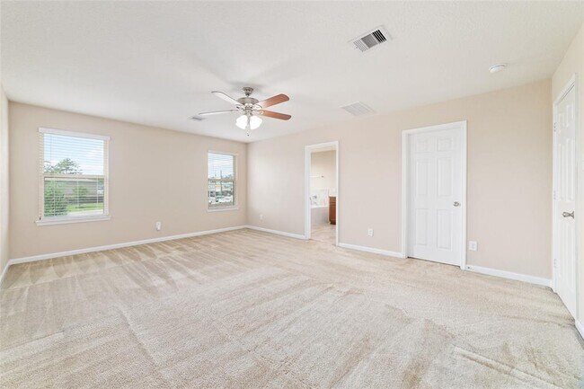 Building Photo - 14735 Cypress Creek Landing