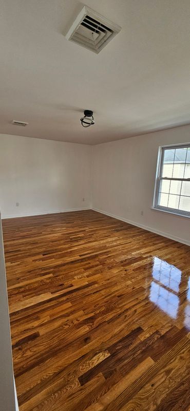 Building Photo - 655 4th St