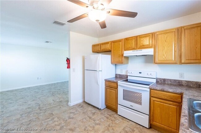 Building Photo - 1314 Denise Ave