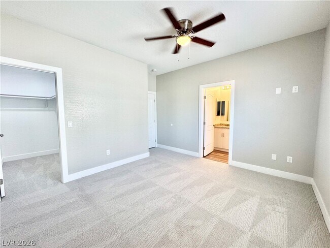 Building Photo - 1401 Ogallala St