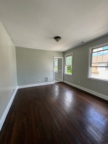 Building Photo - 63 Lombard St