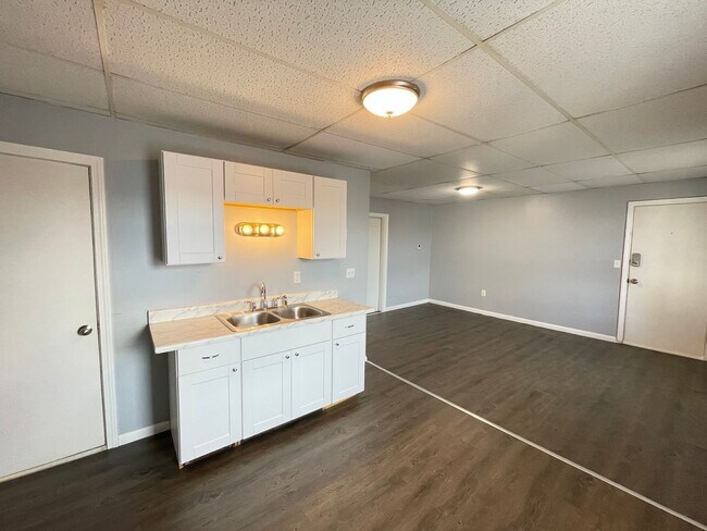 Building Photo - 416 Rimmon St