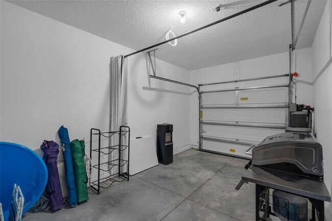 Building Photo - 6359 Kay Morgan Ln