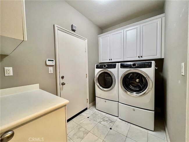 Building Photo - 101 Fixie