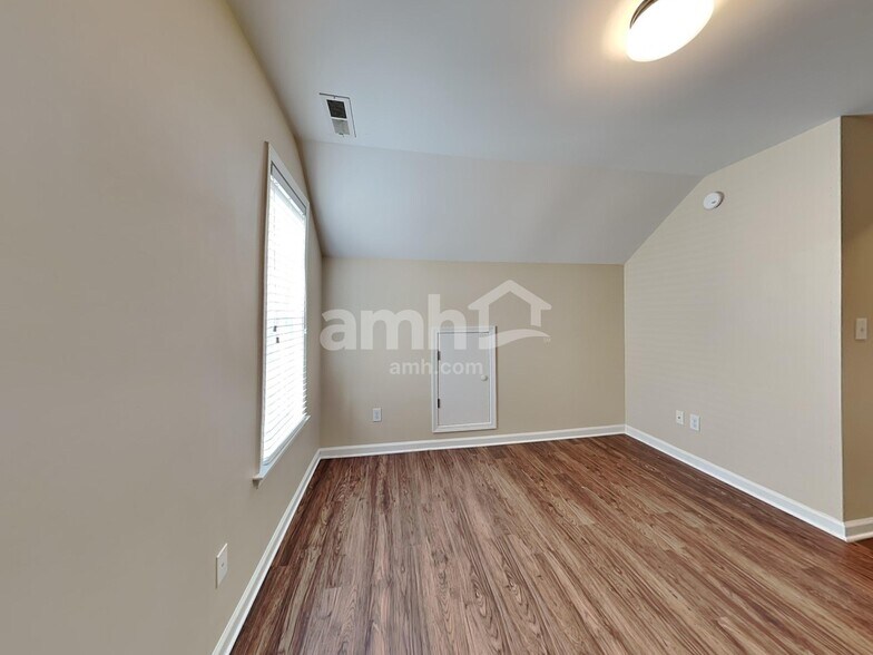 Building Photo - 101 Marino Pl