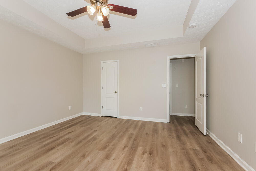 Building Photo - 3901 Alderwoods Dr