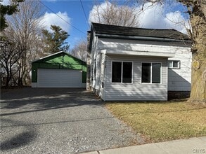 Building Photo - 215 E Hoard St