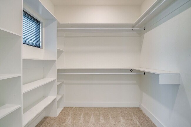 Building Photo - Beautiful New Build in Heart of Fort Worth!