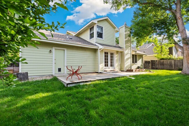 Building Photo - Spacious Home in a Great Location!