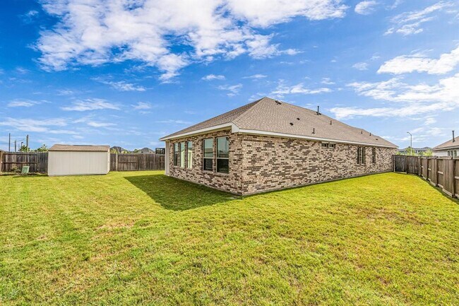 Building Photo - 2410 Blazing Star Dr