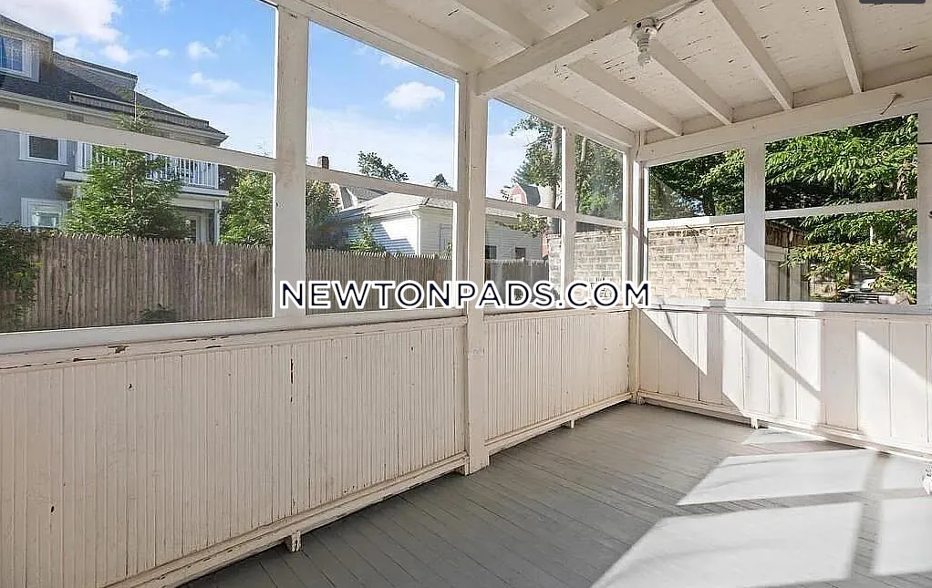 Building Photo - 47 Crosby Rd