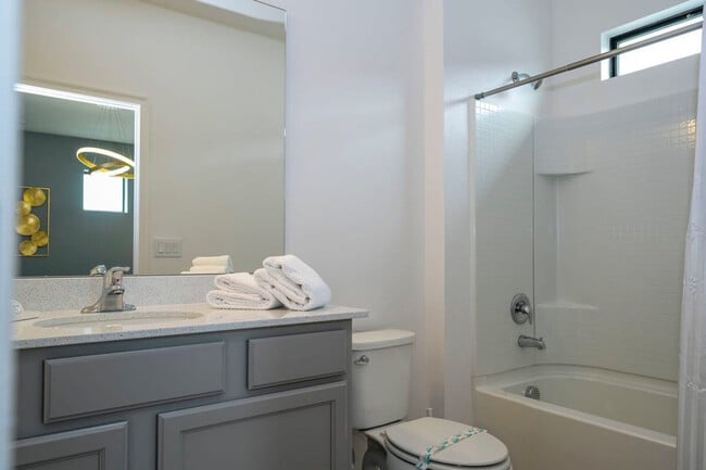 Building Photo - 6163 High Seas Dr