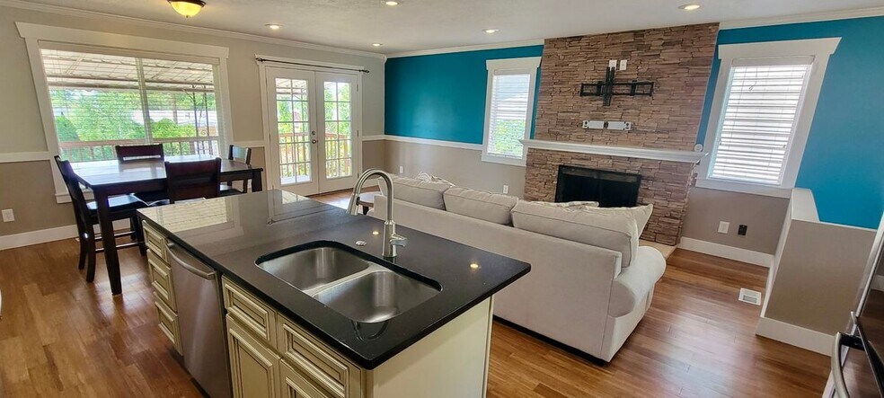 Building Photo - 2850 S 2750 E