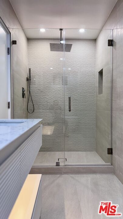 Building Photo - 414 N Palm Dr