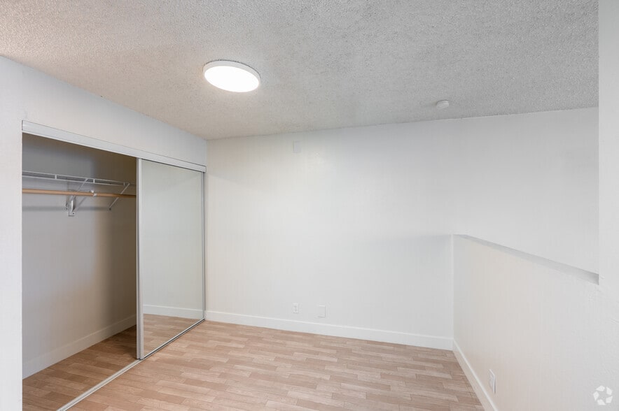 Studio - 480SF - Bedroom Area - Sierra Park Apartments