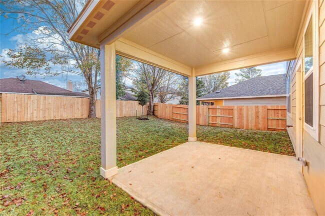 Building Photo - 18484 Sunrise Maple Drive, Montgomery, TX ...