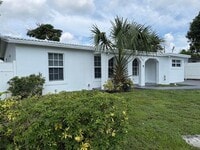 Building Photo - 1751 NW 34th Ave