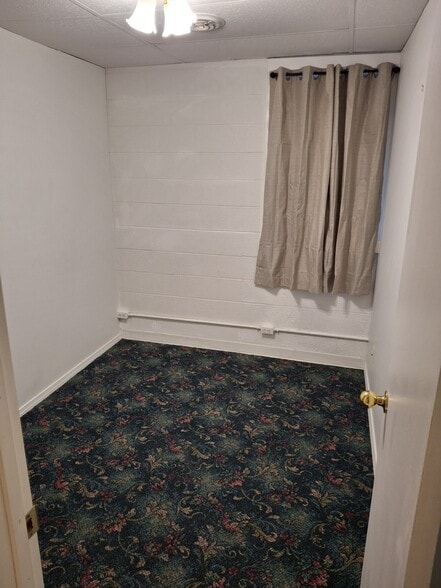 Building Photo - 1202 1st Ave