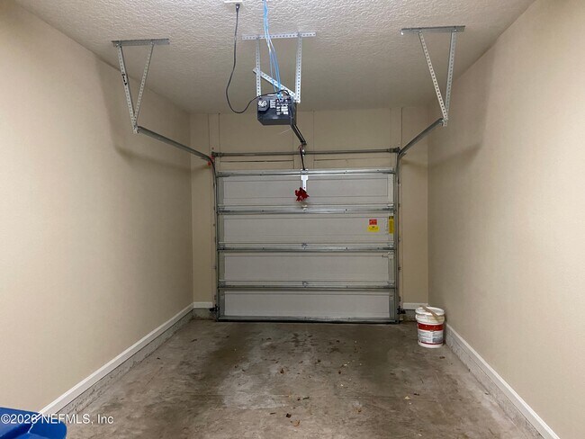 Building Photo - 3697 Hartsfield Forest Cir