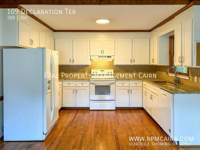 Building Photo - 109 Declaration Terrace