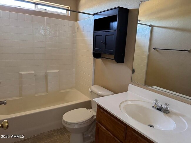 Building Photo - 12634 W Windrose Dr