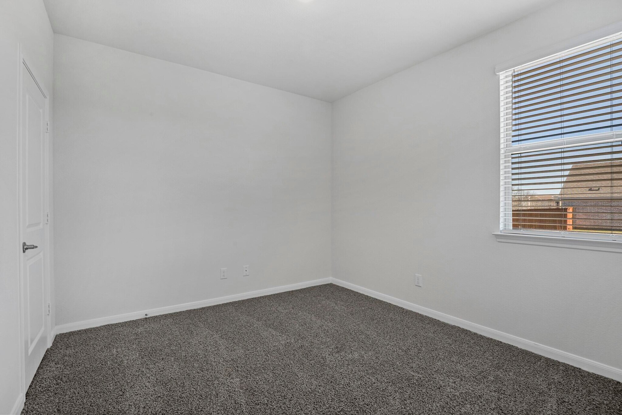 Building Photo - 3911 Nature Ct