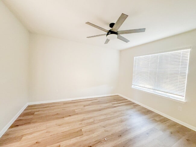 Building Photo - Open Floor Plan! Nice corner lakefront home!  Community pool, playground and walking trails.