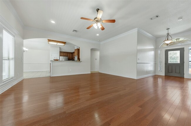 Building Photo - 304 Candle Stone Ct