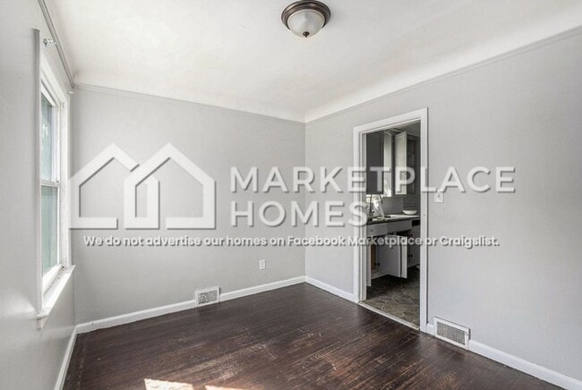 Building Photo - 10327 McKinney St