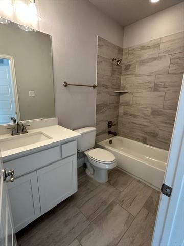 Building Photo - 3503 Clara Dr