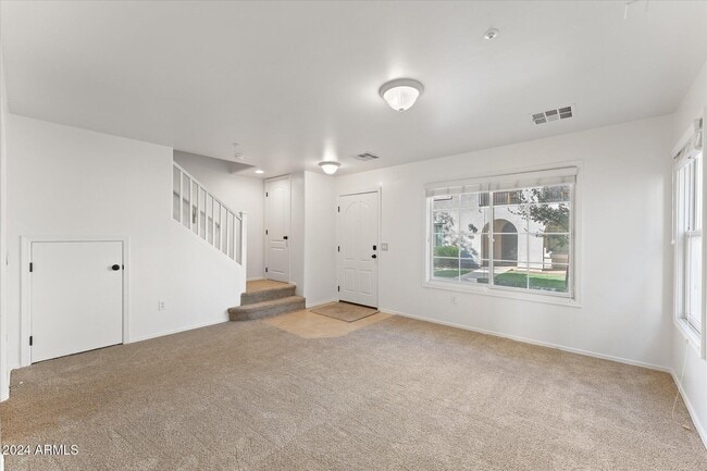 Building Photo - 3636 E Edna Dr