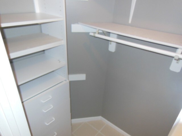 Building Photo - 4811 Horton St