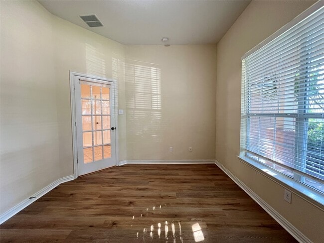 Building Photo - 23247 Dewflower Dr
