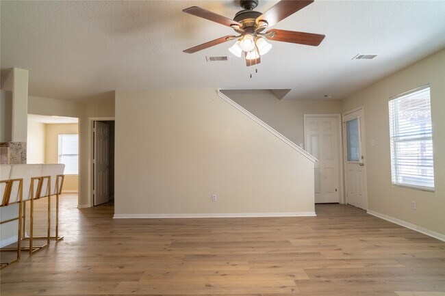 Building Photo - 3426 Barkers Crossing Ave