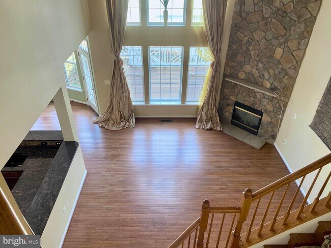 Building Photo - 14570 Collingham Pl