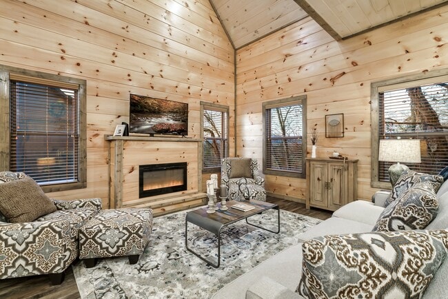 Building Photo - 2127 Eagle Feather Dr