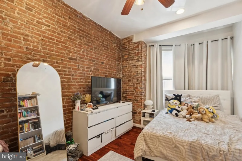 Building Photo - 635 Fitzwater St