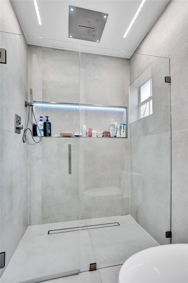 Building Photo - 1451 NW 47th Ave