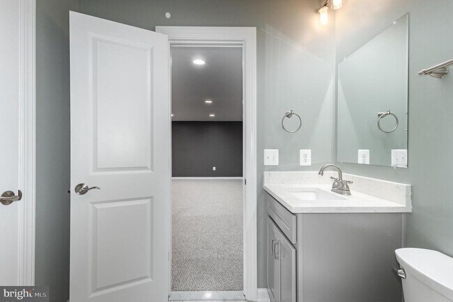 Building Photo - 2114 Jellico Ct