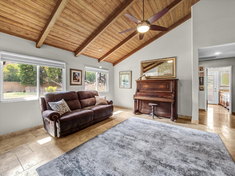 Building Photo - 5425 Brentwood Pl