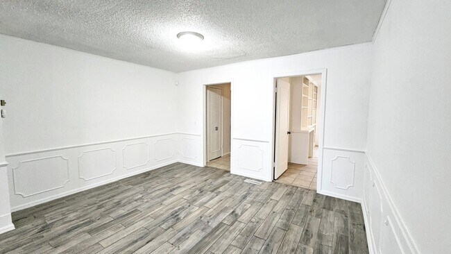 Building Photo - Storage Galore - Close to So Much