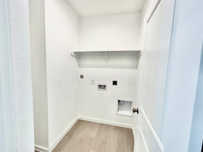 Building Photo - 25323 Merino Ct