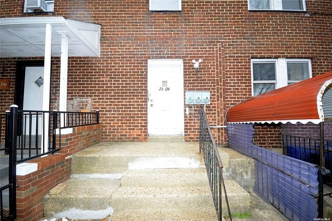 Building Photo - 25-04 87th St